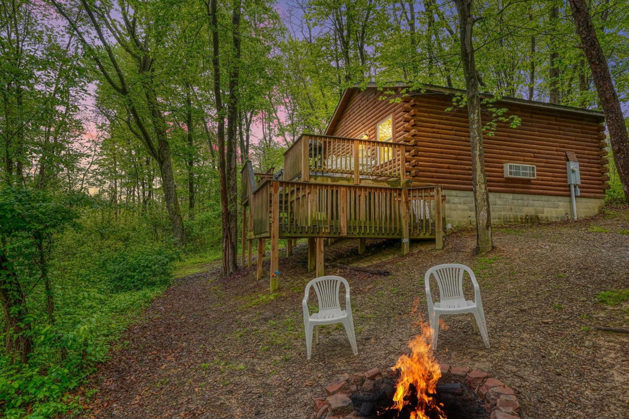 Blue Rose Cabins - Pine Ridge Cabin Logan Dış mekan fotoğraf